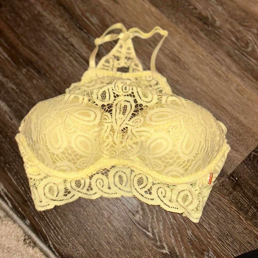 Victoria's Secret Lace Halter Bralette in Soft Yellow